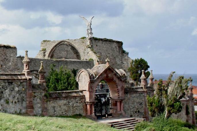 Pension Vega De Pas Comillas Extérieur photo